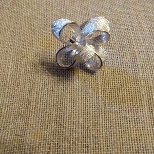 Unique Present Bow Style Ring Silver Tone Pave Rhinestones Size 8.5
